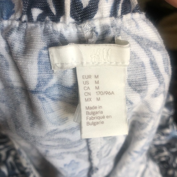 2/$40⚡️H&M Off-the-shoulder Floral Dress - Picture 6 of 7